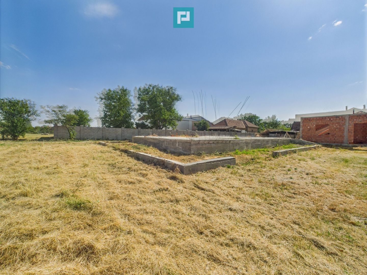 Teren 1000 mp Uliuc, cu fundație și proiect casă - Poză 7