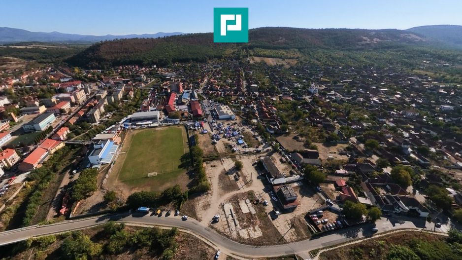 Teren intravilan de vânzare în Sebiș Arad  9.871mp - Poză 9