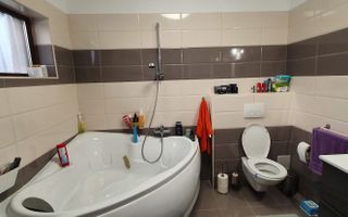 1/2 Duplex mobilat, utilat, cu garaj, D+P+1E, 397 mp teren, Cetate - Poză 15