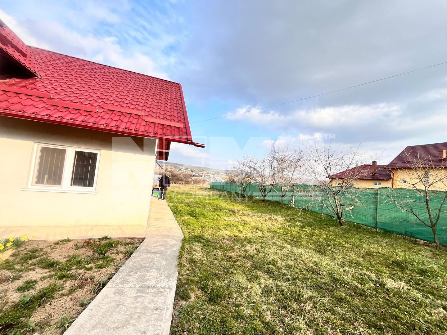 Casa+Livada 1600Mp Totali I90Mp Utili I 120.000 Euro I Suceava/Mitoc - Poză 3