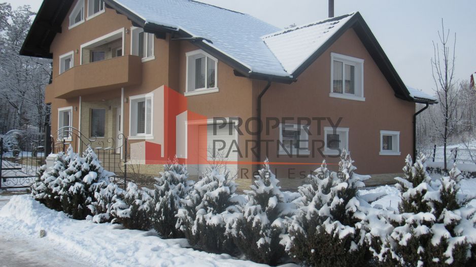 Vila de locuit in Bran/Predelut cu panorama superba. - Poză 8