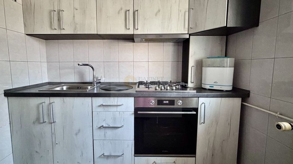 Garsonieră renovată cu vedere spre râu | Splaiul Unirii | mobilată nou - Poză 6