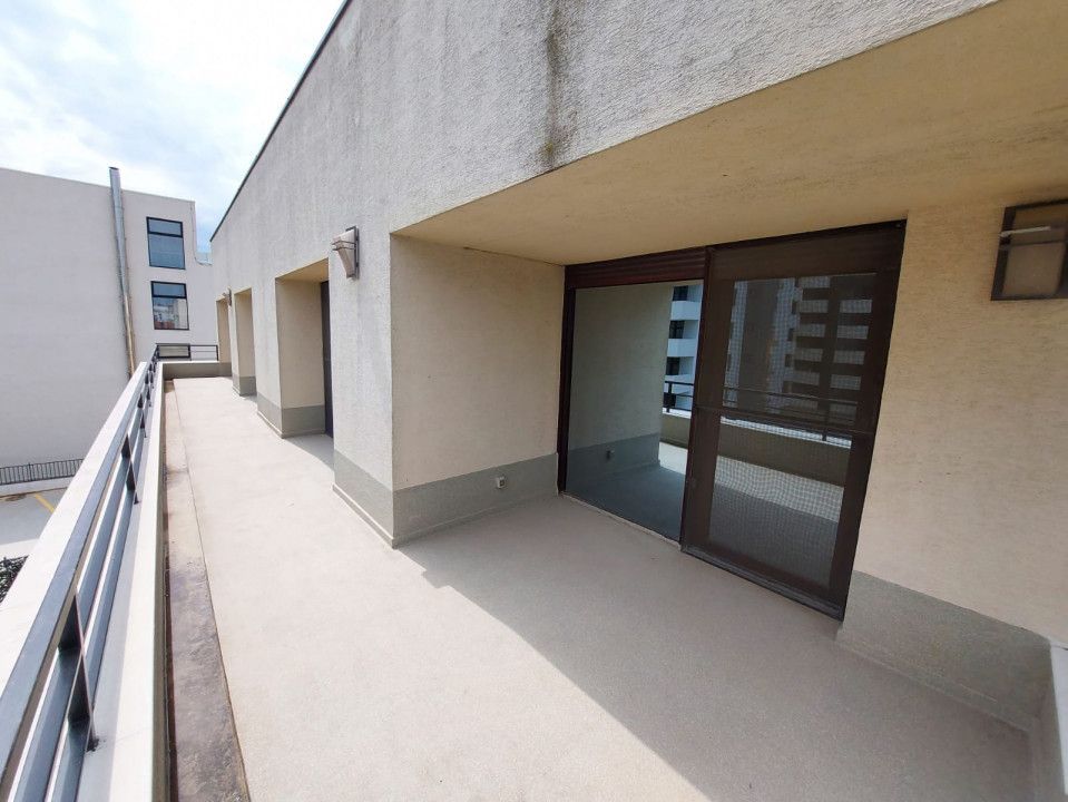 Vila de închiriat Mamaia Nord | Kazeboo Beach | Curte 250 mp - Poză 16