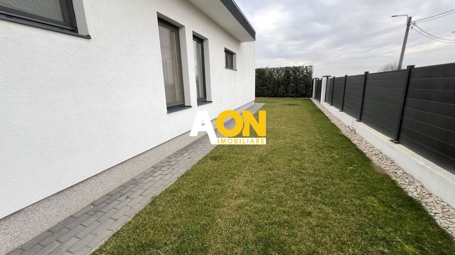 Casa individuala superfinisata, 3 camere, 2 bai,  500mp teren - Poză 26