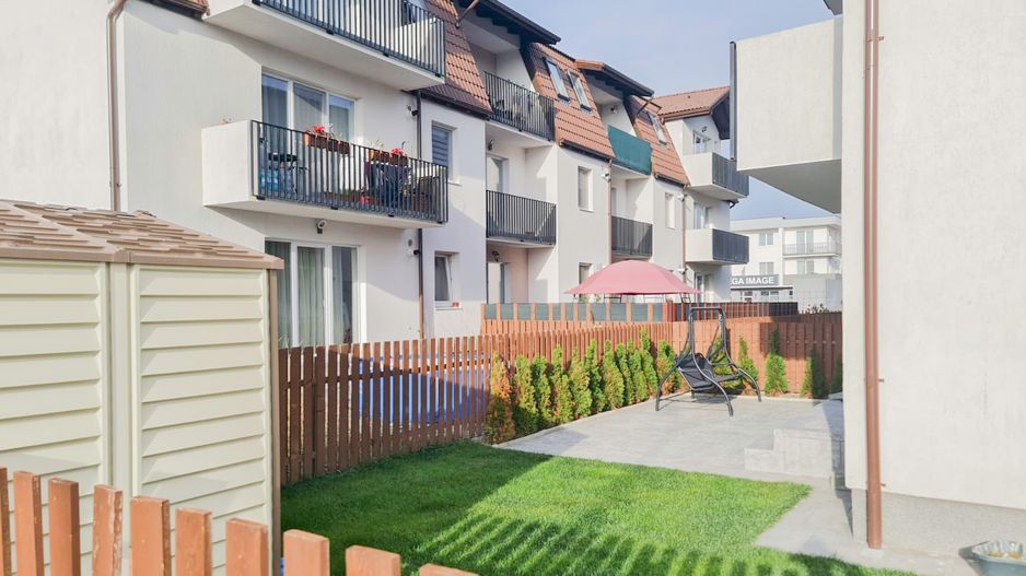 Apartament nou, mobilat și utilat - 3 camere, 2 bai și curte - Poză 1