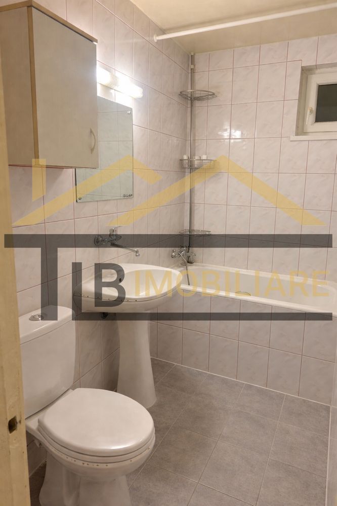 Apartamet cu 3 camere, 65mp, Zona Strazii Moldove - Poză 3