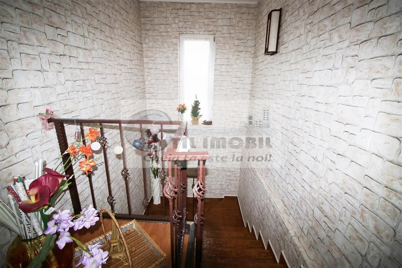 VILA INDIVIDUALA P+1+M 7200 160000 EURO NEGOCIABIL - Poză 10