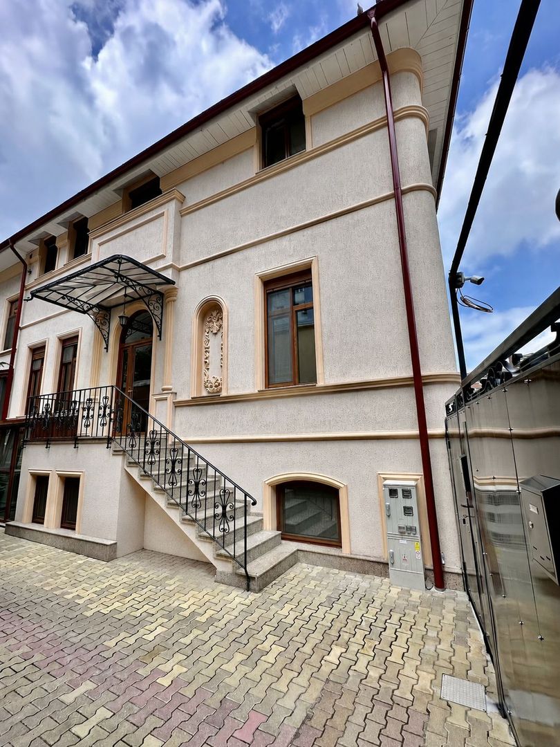 Casa de inchiriat, 3 camere, 3 bai, renovata, prima inchiriere. - Poză 2