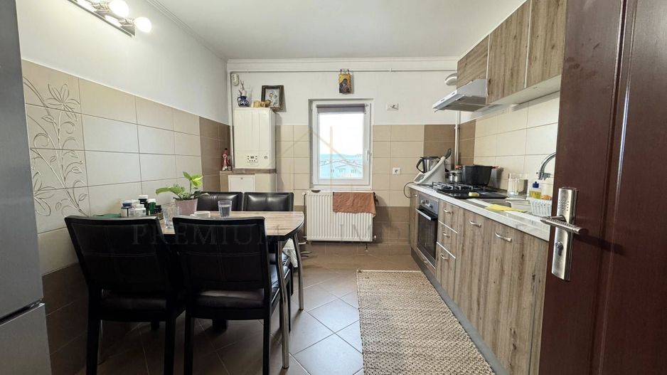 Apartament 3 Camere - Zona de jos - Poză 4