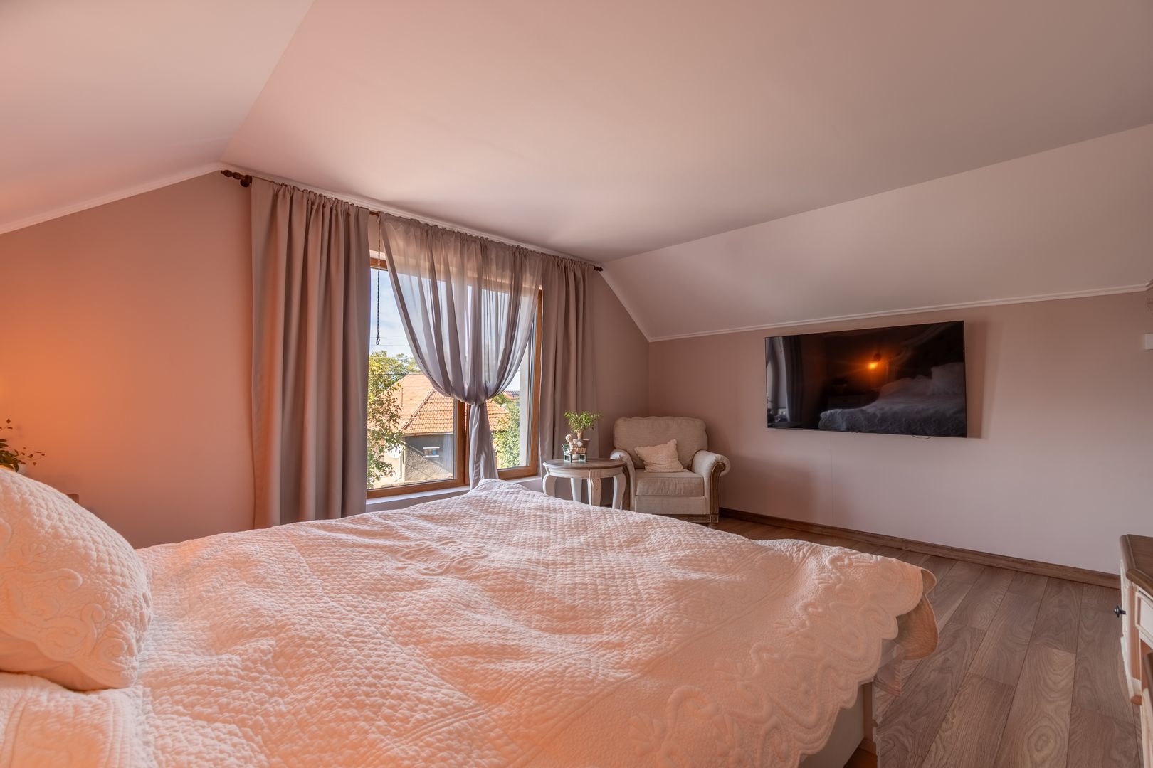 Proprietate exclusivista de vanzare: 2 case | 9 camere | 2000 mp teren - Poză 50