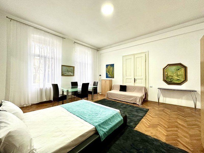 Apartament central, 4 camere - renovat - Poză 5