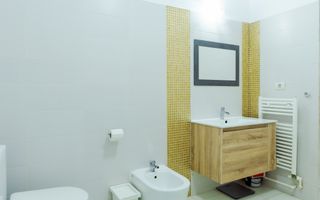 PALAZU MARE -  Vila Duplex cu 4 Camere, Panorama Superba si Curte Amenajata - Poză 15