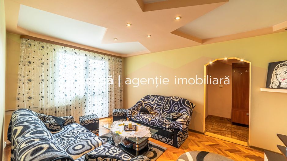 Apartament cu 3 camere in Vlaicu - Poză 1