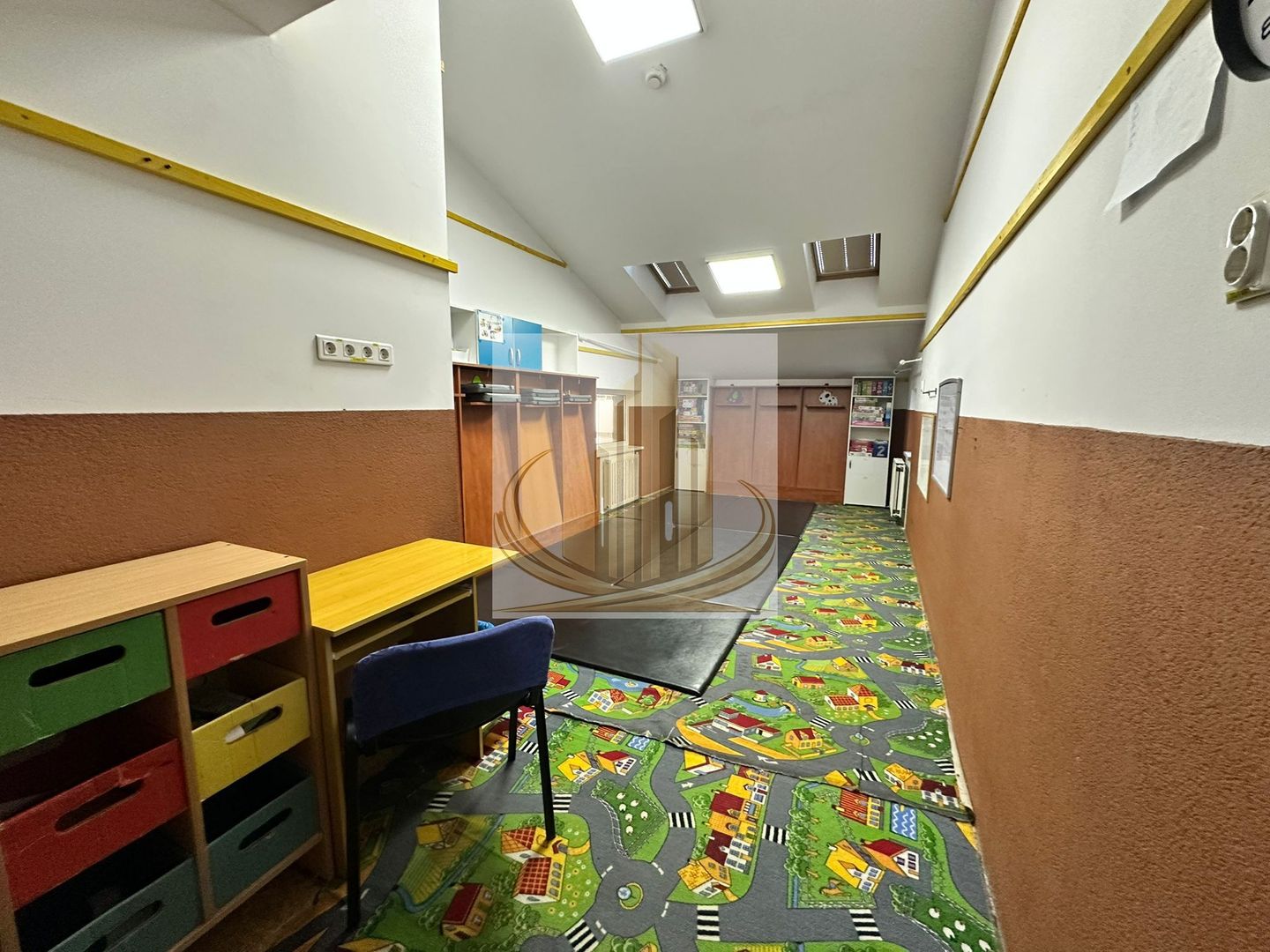 Clinică, pensiune, birouri sau investiție | Locație de top 17 CAMERE - Poză 11