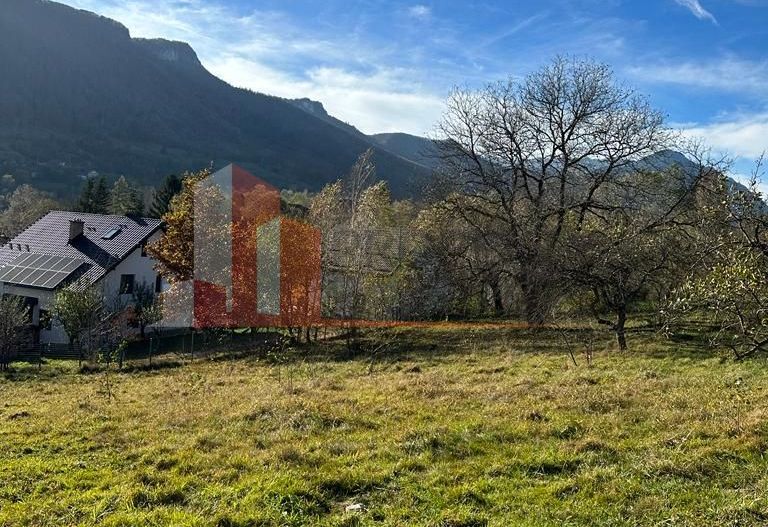 Teren Bran / Predelut cu priveliste 1840mp - Poză 15