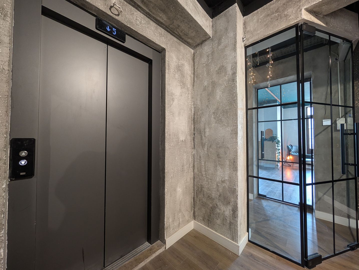 Coworking modern în zona Cișmigiu – 3 birouri de închiriat - Poză 65