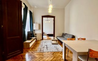 Apartament cu aer nobiliar,  clădire istorică,  zona Unirii - Medicina - Poză 1