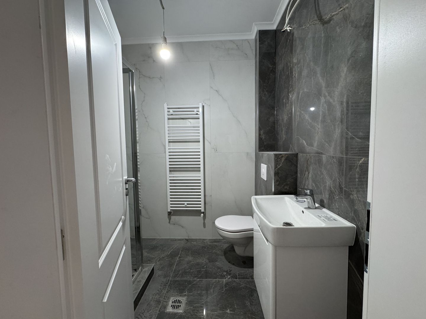 Apartament nr.15 cu 2 camere, boxa si parcare incluse in pret - Poză 4