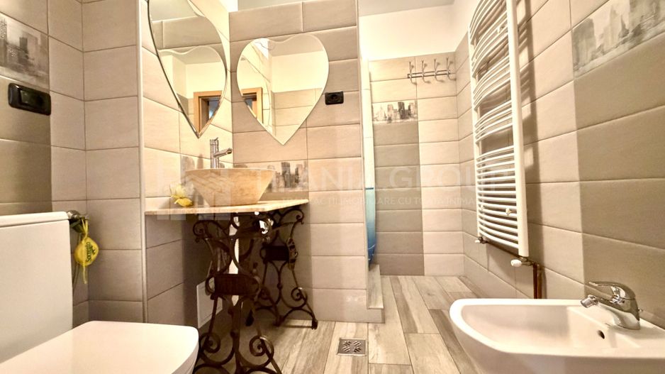 Apartament cu 3 camere, 2 bai  - zona Tractorul - Poză 8