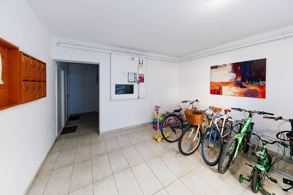 Apartament spatios, luminos,4 camere, zona Braytim, Comision 0 - Poză 42