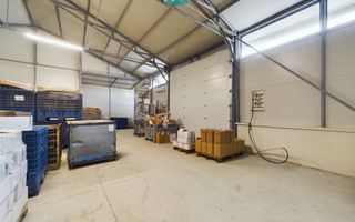 Hală de producție cu spații de birouri - Poză 1