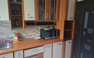 Apartament 3 Camere Podul de Piatra - 550 euro - Poză 1
