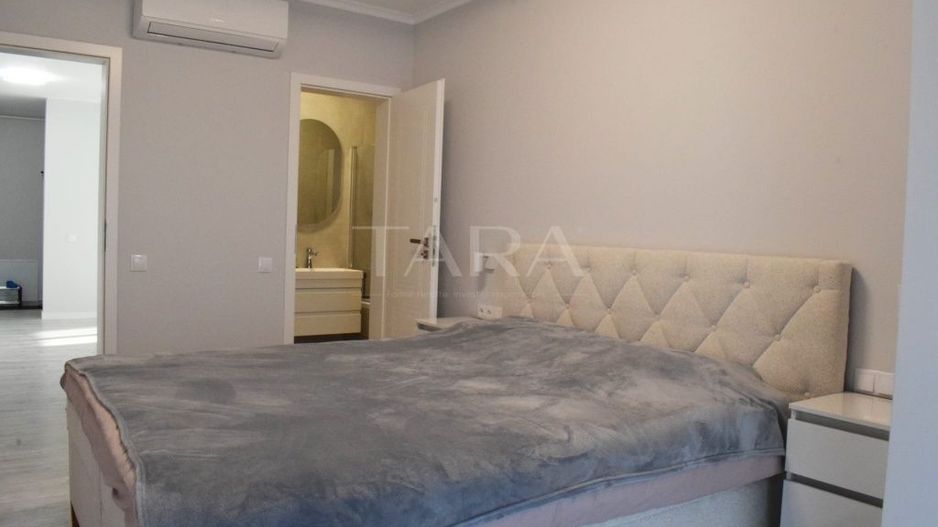 Apartament cu 3 camere, 2 băi, 2 logii și parcare subterană. - Poză 4