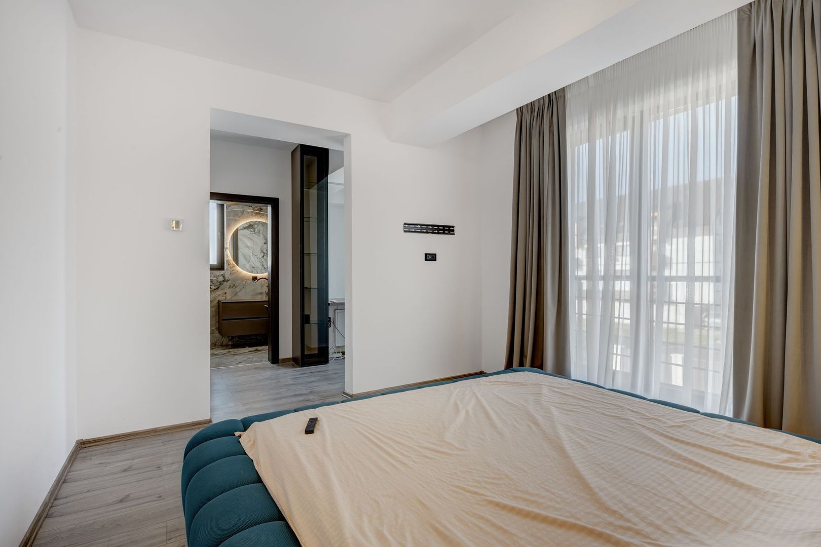 Casa Impecabila + Individuală + Decomandată in Prelungirea Ghencea ! - Poză 23