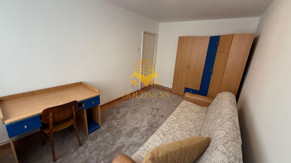 3 camere semidecomandate, balcon, Gheorgheni, Hotel Royal, P-ta Hermes - Poză 6