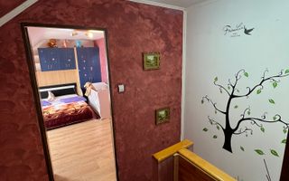 De vanzare- Apartament 3 camere str Luptei - Poză 7