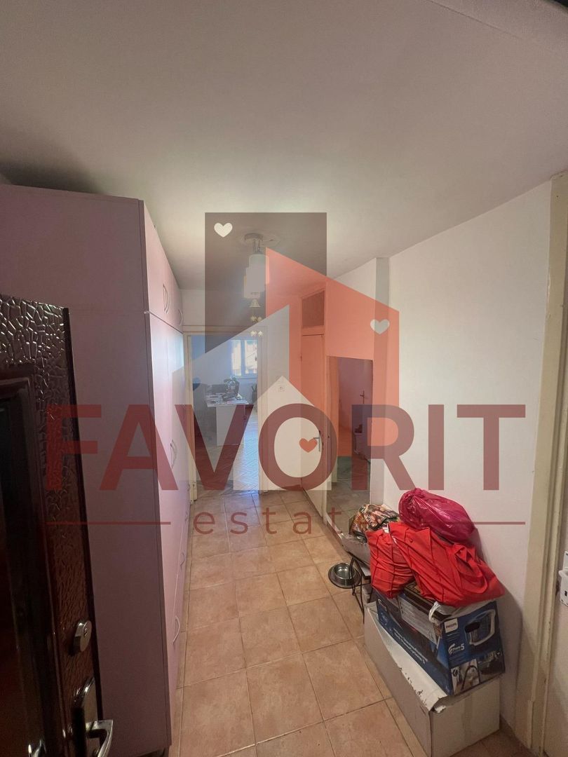 1 camera, decomandat | etaj 2 | centrala proprie | balcon | zona excelenta - Poză 1