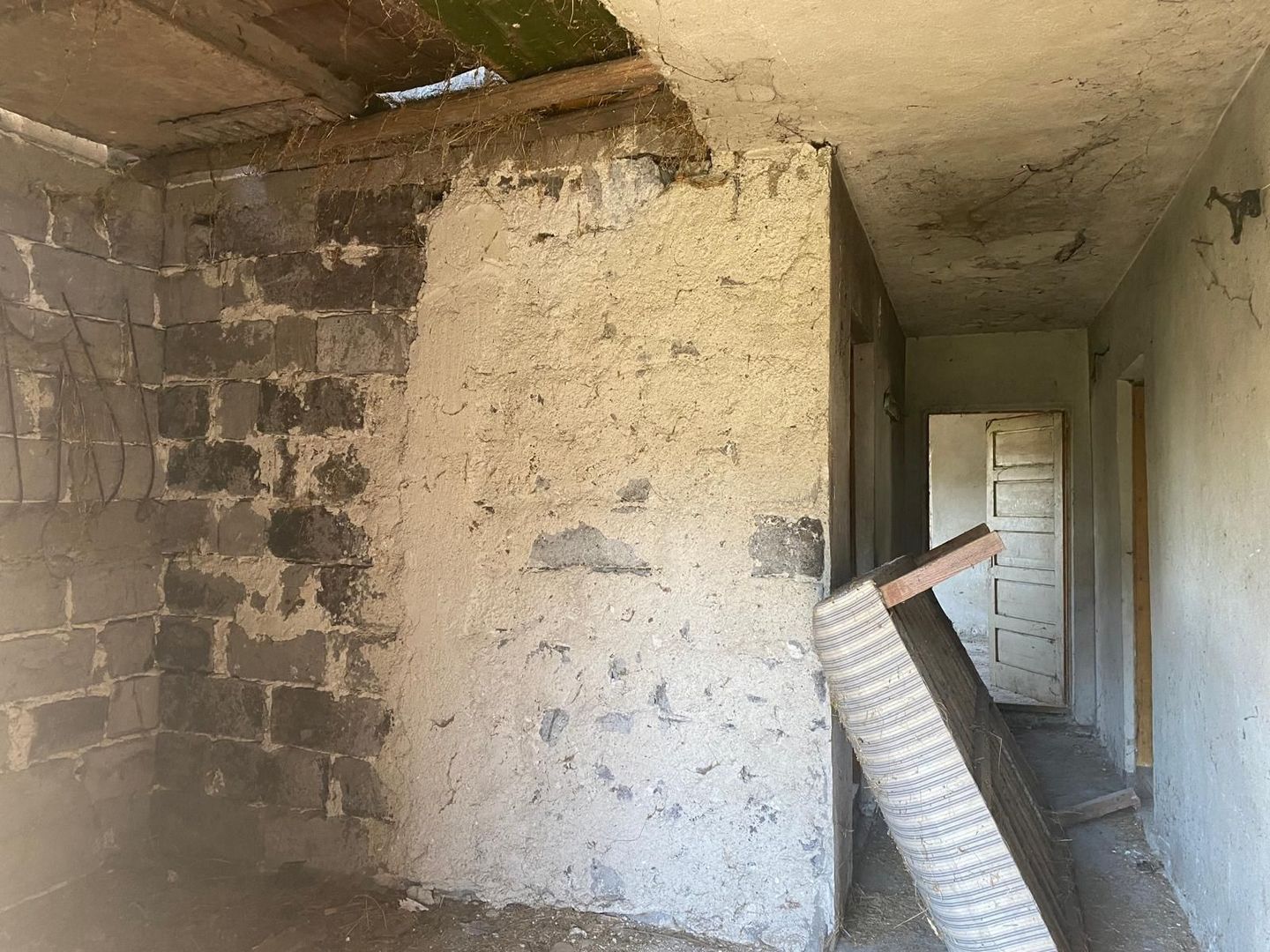 Casă P+1 la roșu, locul tău de refugiu în natura - Suduleni, Izvoare - Poză 18