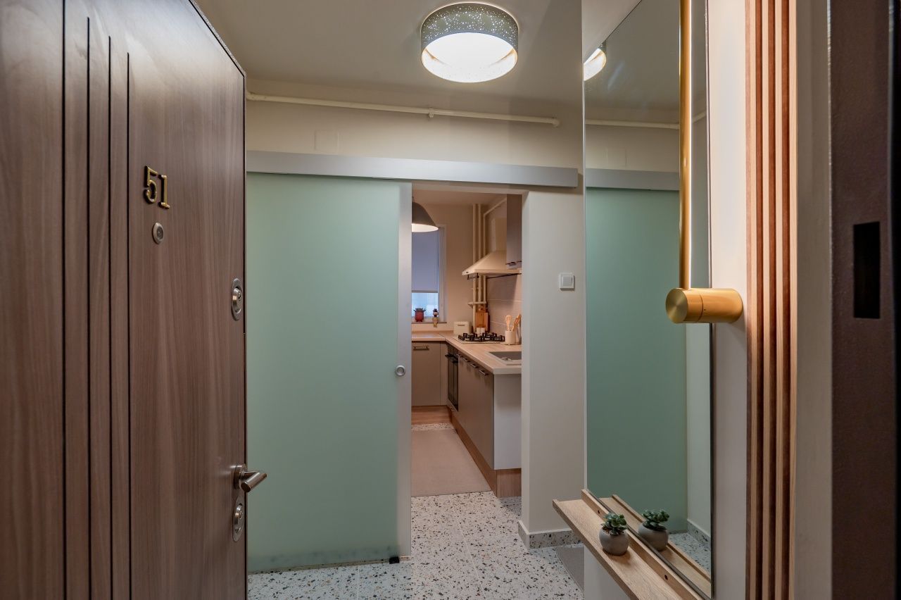 Apartament 2 camere decomandat – zona Tomis Nord (Tic-Tac) - Poză 3