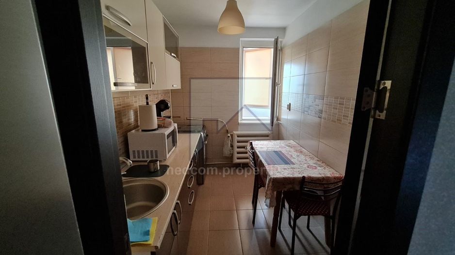 Inchiriere apartament 2 camere - Metrou 1 Mai - Poză 1