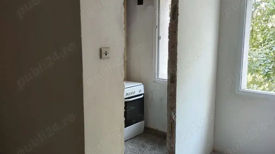 De vanzare garsoniera in zona Titan langa metrou si IOR - Poză 4