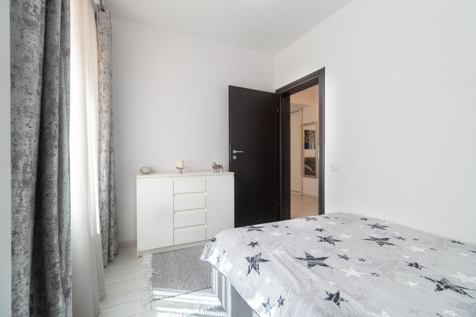 Vanzare 2 camere | Militari Residence | Living mare | Mobilat & utilat - Poză 8