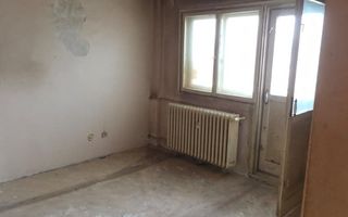 Apartament 4 camere de vânzare - Zona Tineretului - Poză 7
