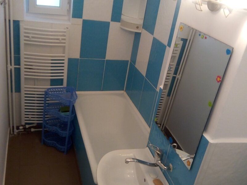 De vanzare apartament 3 camere Apusului - Poză 7