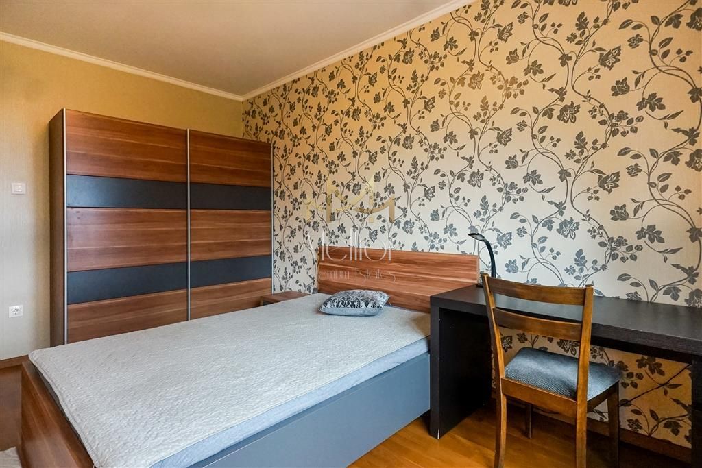 ?** Apartament modern si spatios cu 4 camere panorama Gruia ** - Poză 11