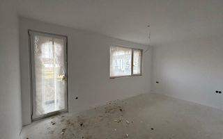 Casa Quadruplex | 3 Camere | 82MPU | Curte 170MP | Balcon - Poză 10
