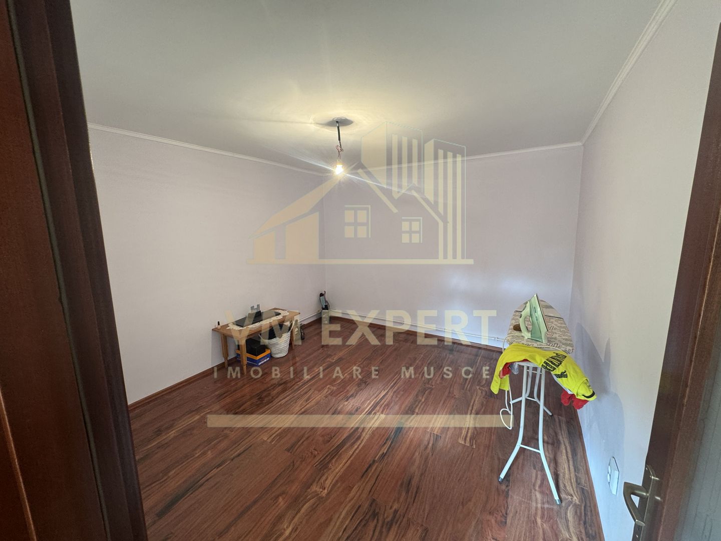 VILA 5 CAMERE, TEREN 600 MP, RUCAR - Poză 8