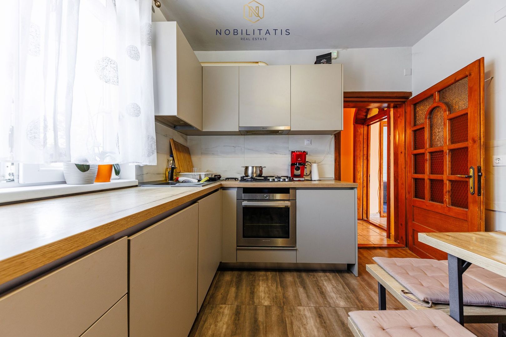 Vânzare casă individuală cu potențial extraordinar în Dumbrăvița - Poză 23