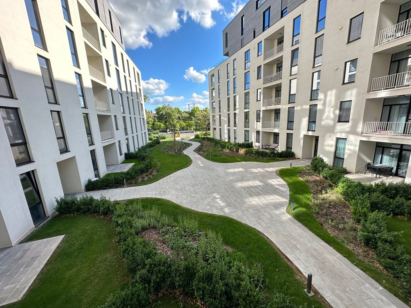 Apartament la ISHO cu loc de parcare și boxa - Poză 6