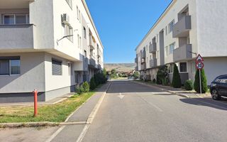 Comision 0. Apartament 2 camere strada Sesul de Sus! - Poză 1