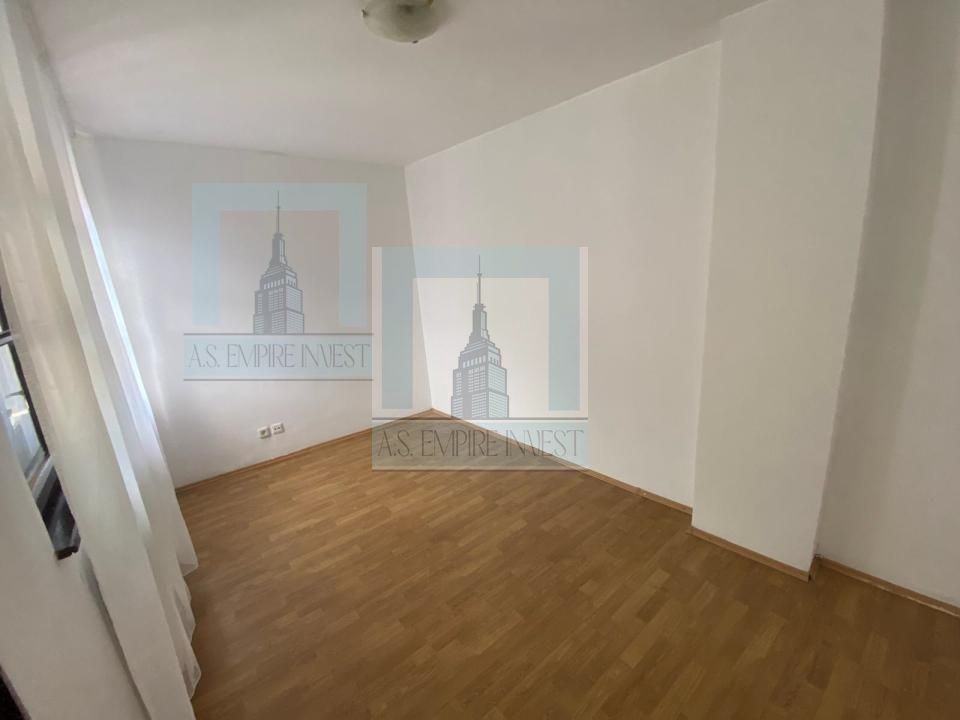 Casa singur in curte - zona Schei CP2392742 - Poză 9