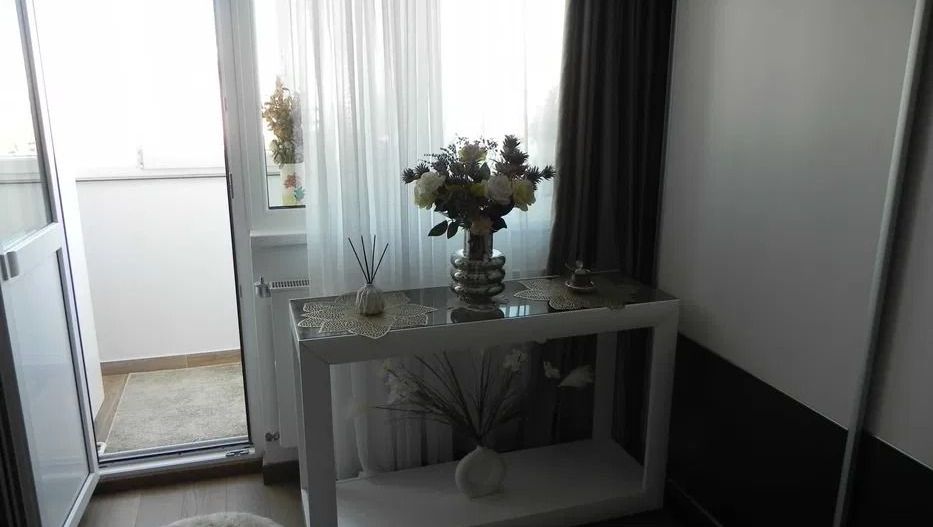 GARSONIERA MILITARI, CENTRALA, BUCATARIE INCHISA, LIBERA, CURAT - Poză 2