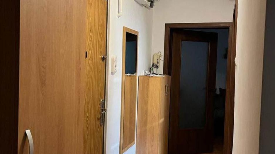 APARTAMENT 2 CAMERE | DE INCHIRIAT | PIATA VASILE ARON - Poză 4
