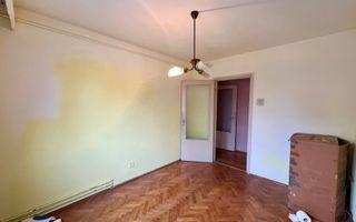 Apartament cu 3 camere in zona Piata Hermes Gheorgheni, - Poză 10