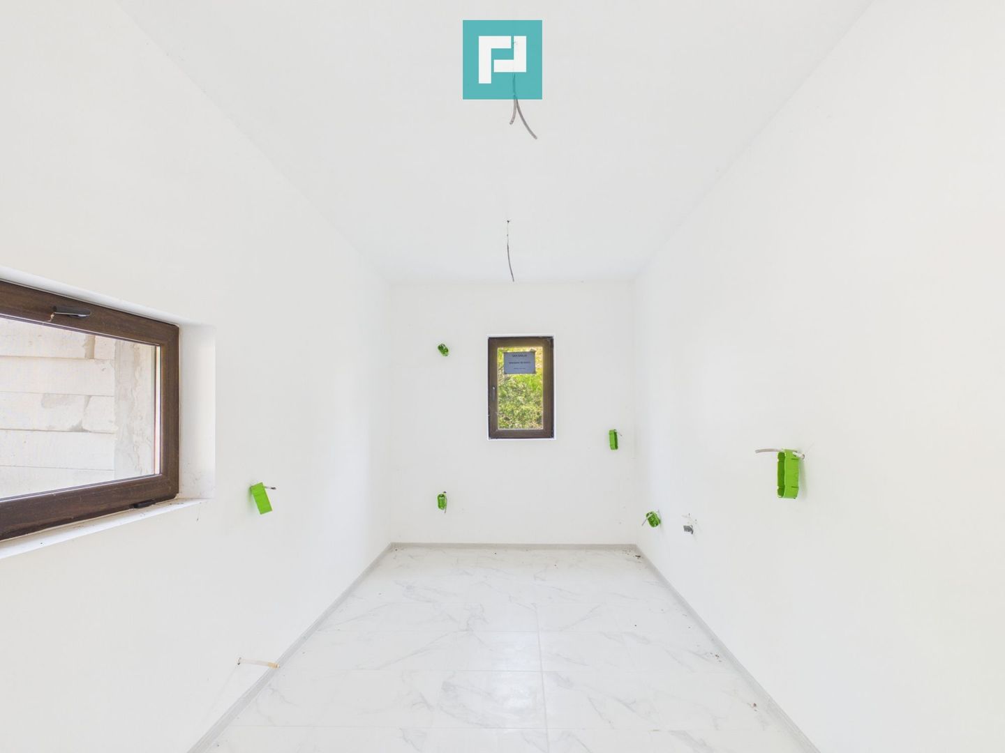 Casă renovată cu 3 camere în Battonya - Poză 5