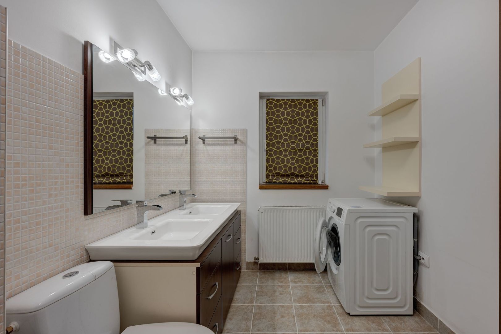 2 Apartamente  in Vila 5 Cam Metrou Basarab Gara de Nord - Poză 24
